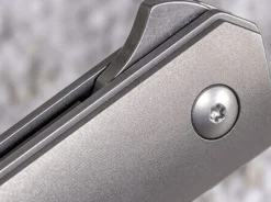 Kwaiken Flipper Titan