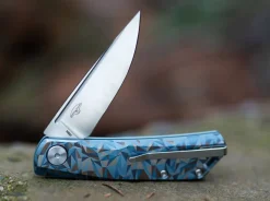 Luna Titanium Blue Geometry